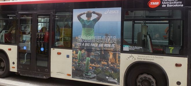 Canon lidera la publicidad exterior con los vinilos en autobuses resistentes a las pintadas