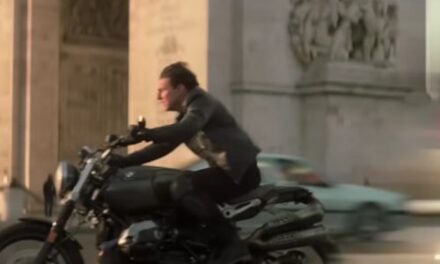 El «casi» doble de acción de Tom Cruise se convierte en conductor de Uber en esta jocosa campaña