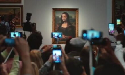 Perrier tienta a La Mona Lisa en su campaña «Go For The Extraordinaire»