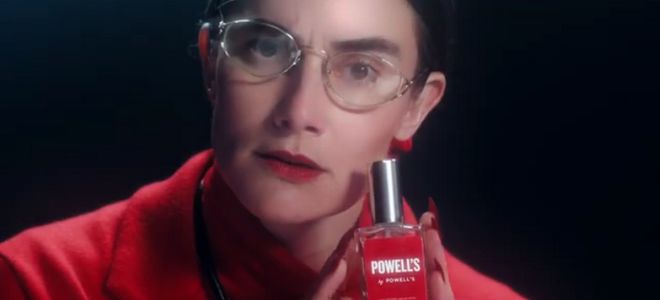 Se hace realidad el primer perfume para bibliófilos gracias a Powell’s