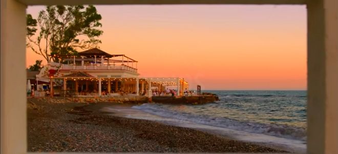 «Atardeceres Larios», la campaña para posicionar a la ginebra mediterránea en el Mediterráneo