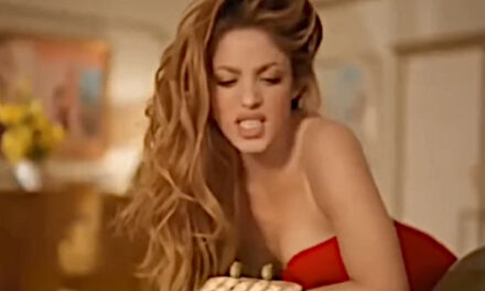 Shakira protagoniza un sabroso dueto con Mr. Cheese en este spot de Sabritas