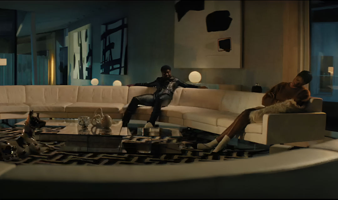 AXE lanza su fragancia de larga duración con una campaña publicitaria hilarante